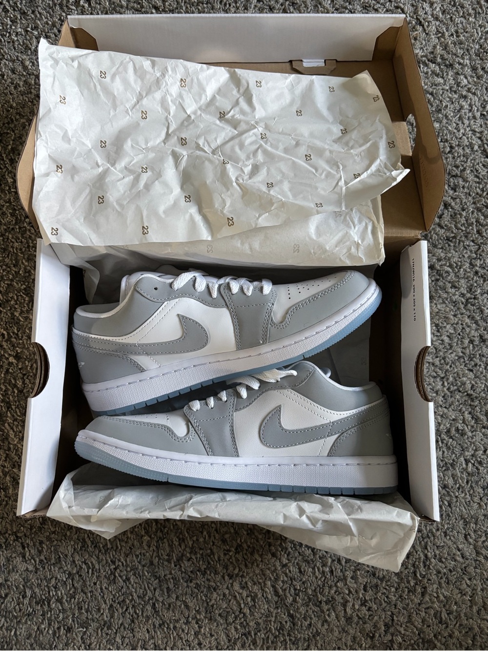 Air Jordan 1 Low Women's Shoes